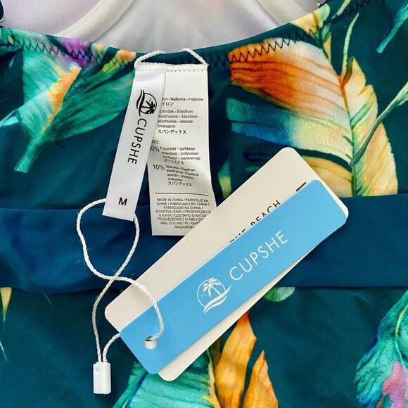 Cupshe Tropical Green Underwire Padded One Piece Swimsuit Women’s Medium NEW NWT - Picture 6 of 8